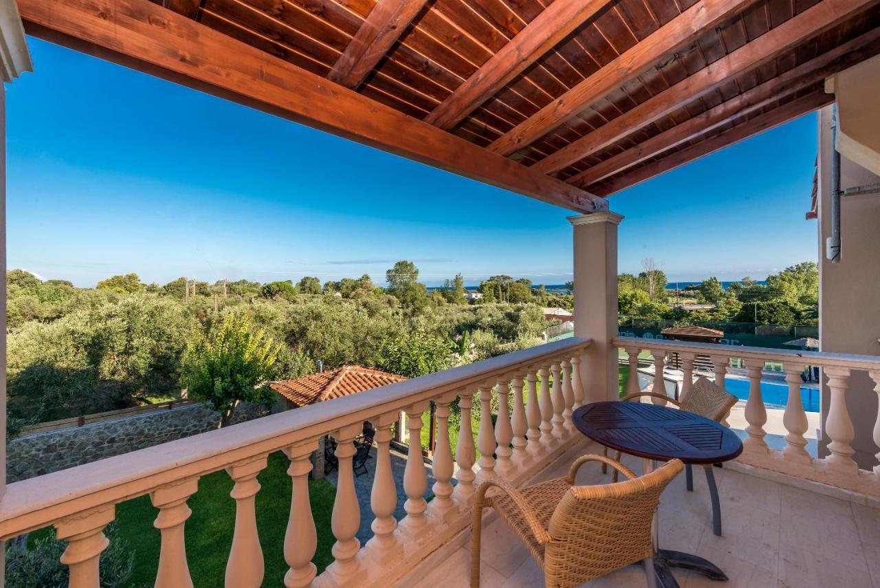 Villa Maxim With Private Pool & Tennis Court Halikúnasz Kültér fotó