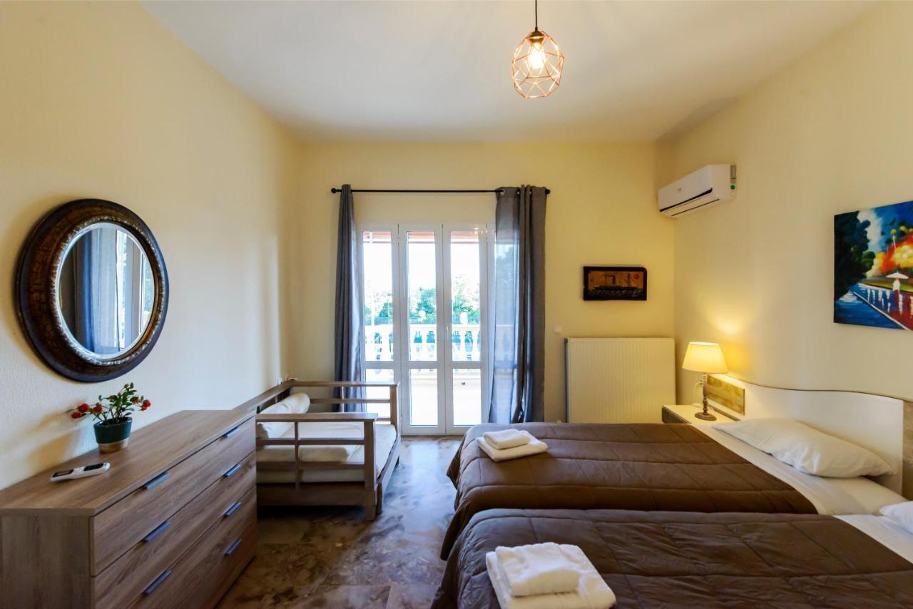 Villa Maxim With Private Pool & Tennis Court Halikúnasz Kültér fotó