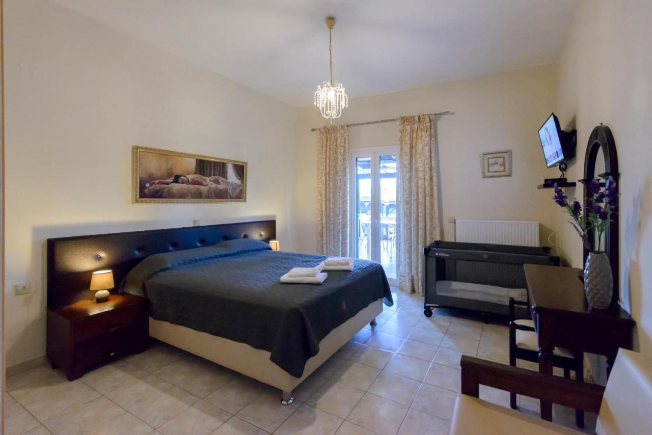Villa Maxim With Private Pool & Tennis Court Halikúnasz Kültér fotó