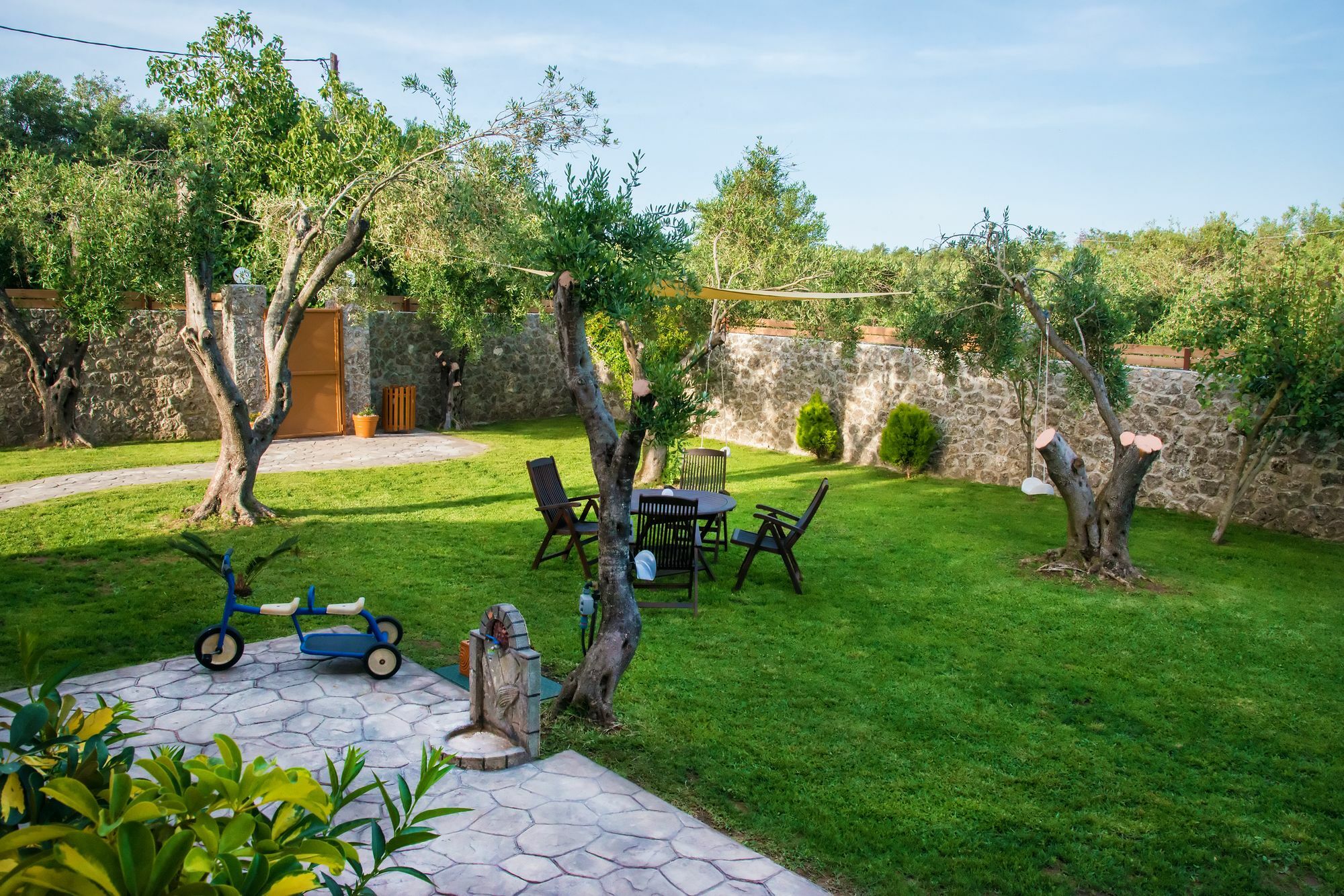 Villa Maxim With Private Pool & Tennis Court Halikúnasz Kültér fotó